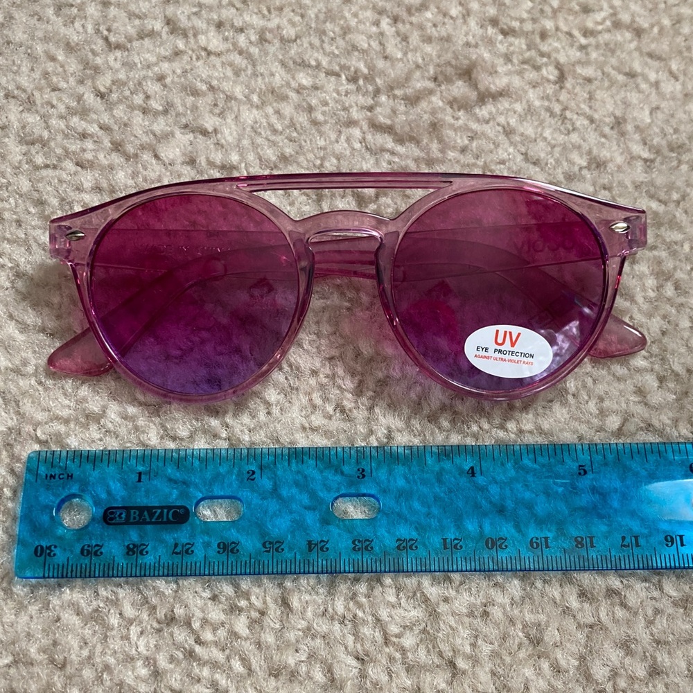 💝Valentine's Day Purple Pink Ombre Sunglasses Translucent Plastic - Picture 6 of 7
